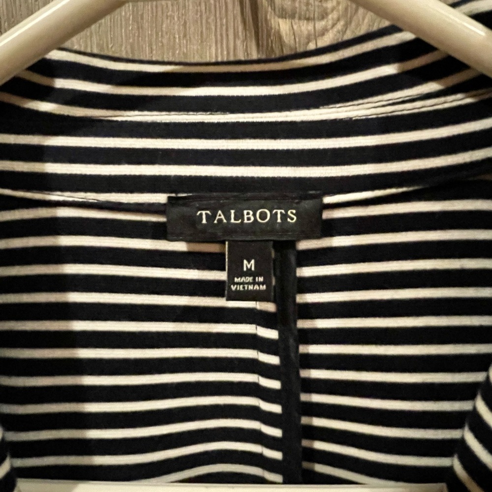 Talbots Soft 3 Button Navy Stripe Knit Blazer. Me… - image 5